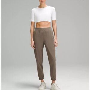 Lululemon Adapted State HR Jogger size 4 NWT